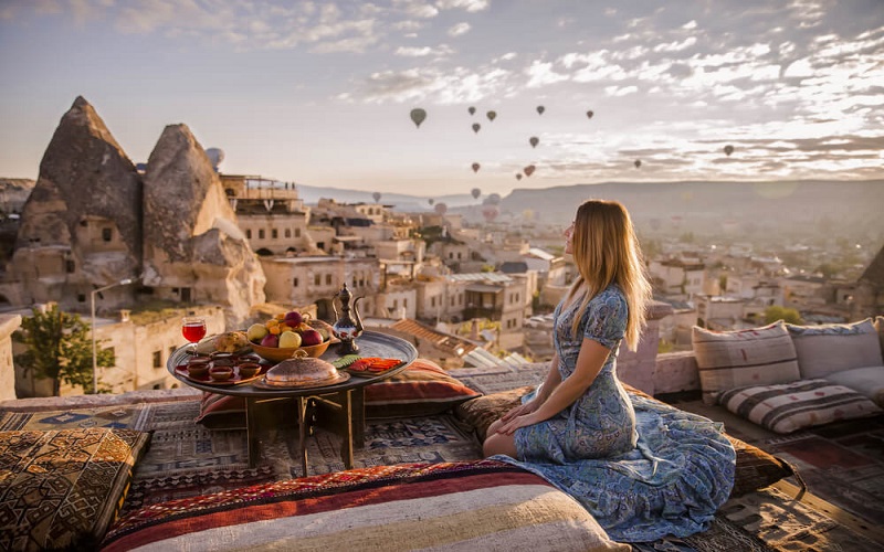 Ce planuri ai pentru 1 mai? Exploreaza Cappadocia si invata sa faci cele mai reusite fotografii de vacanta.